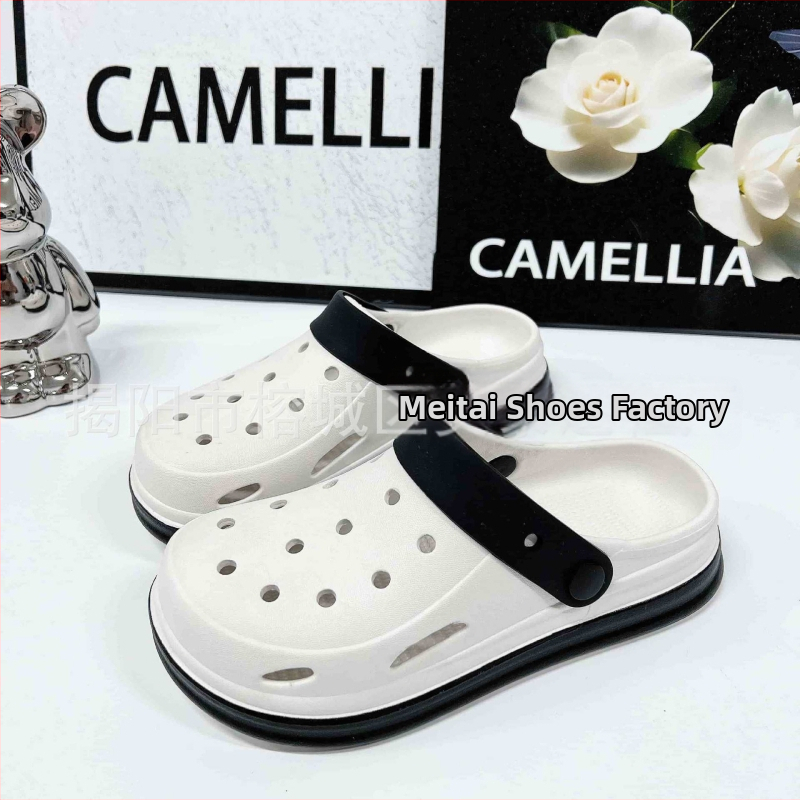 Női Crocs-stílusú papucs Cartoon dizájnnal, Baotou stílus a mindennapi pihenéshez, PVC felsőrész és talp, 3–5 cm talpmagasság, nyár 2025 megjelenés