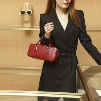 Qixuan PU váll-crossbody táska – nagy kapacitású, vízszintes négyszög alakú, cipzáras nyitás, belső cipzáras zseb, anyaga PU