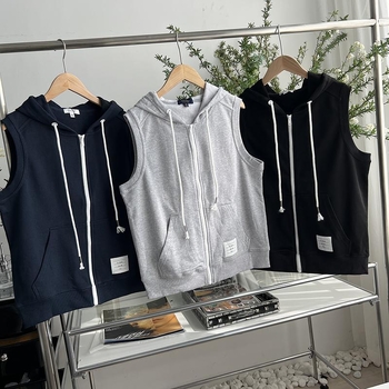 Férfi terry anyagú kapucnis mellény cipzárral, ujjatlan, laza szabású