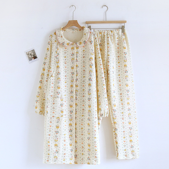 Set pijamale maternitate pentru toamnă–iarna, mâneci lungi, 95–100% bumbac, grosime 251–300 g/m², acces de alăptare încrucișat