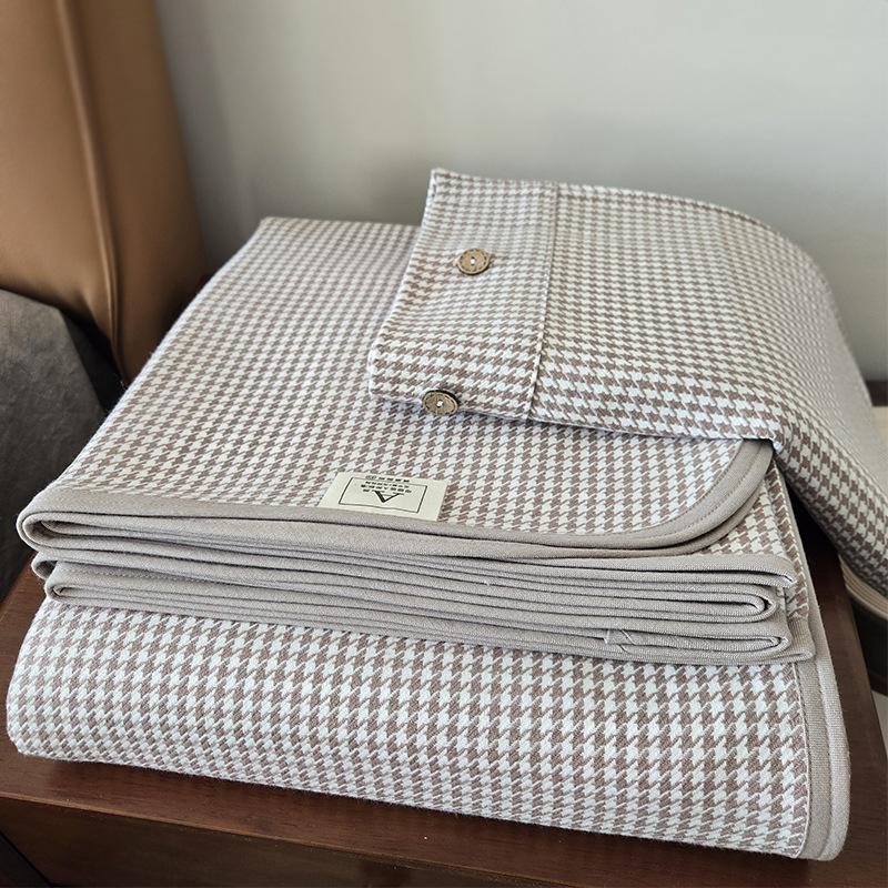 Set de pat din bumbac Jacquard, model floral, stil modern minimalist, trei piese, calitate I