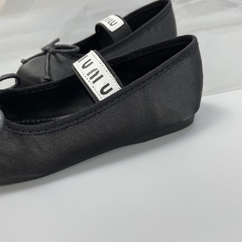 Dječje satenske baletanke s gornjim dijelom od svile, mekana potplata, protuklizne, korejski stil