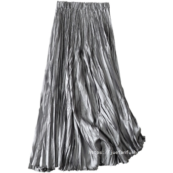 Plisirana midi suknja, perlatni sjaj završnice, lagana poliester tkanina, srednja duljina, elegantan stil