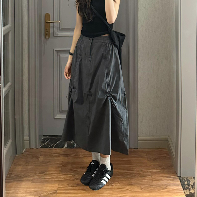 A-linijska suknja, s vezicom, srednja duljina, 30–50% spandex, mikroelastična