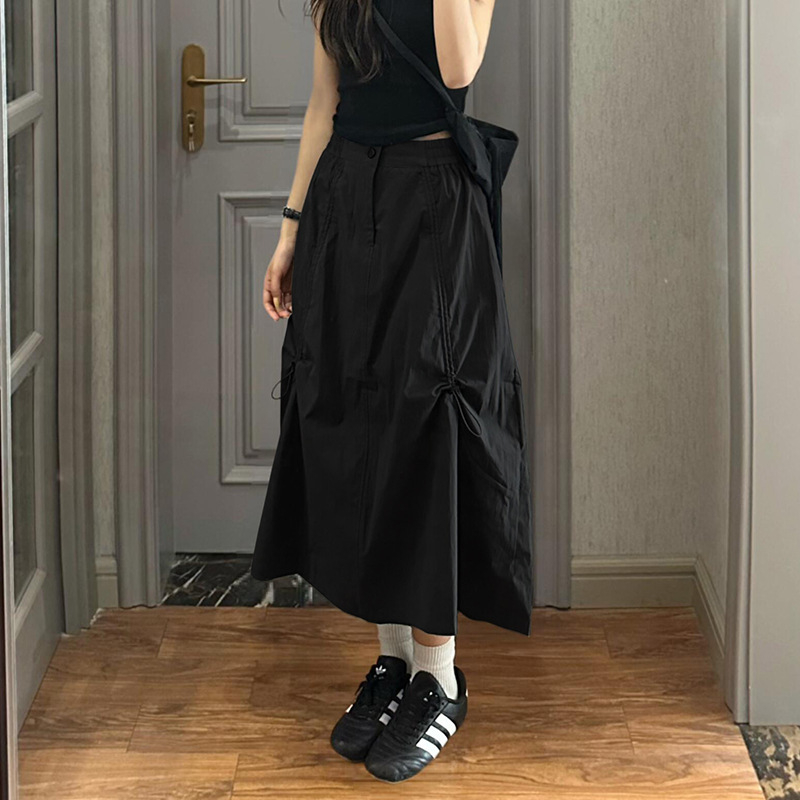 A-linijska suknja, s vezicom, srednja duljina, 30–50% spandex, mikroelastična