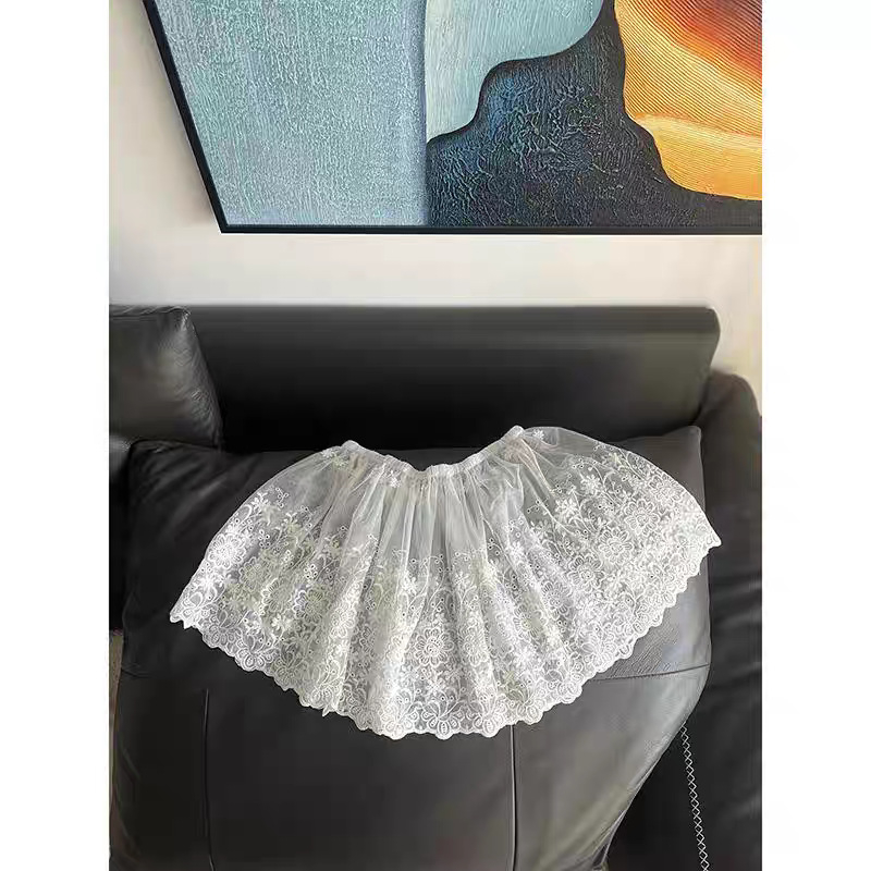 Îmbrăcăminte internă stratificată anti-transparentă cu fustă din plasă pe jumătate și bază de pantaloni, fustă scurtă de tip A-line, dantelă, poliester, iarna 2025