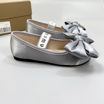 Pantofi pentru fete - stil Prințesă, partea superioară din mătase, închidere cu bandă elastică, branț PU, talpă din tendon de vită