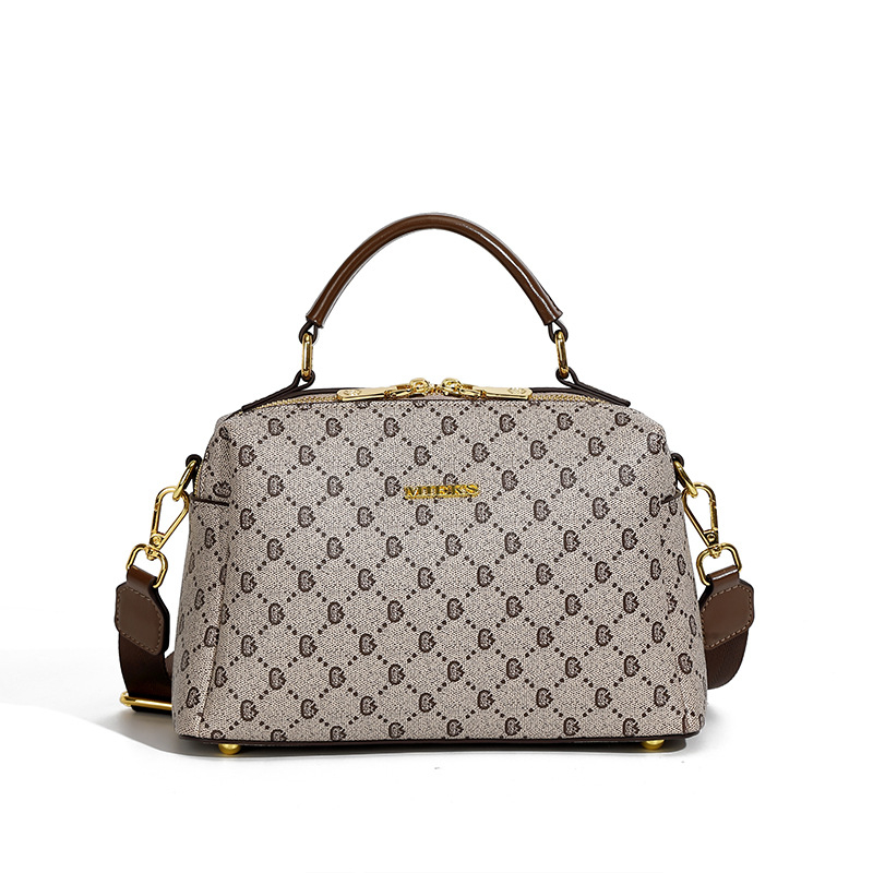 PVC crossbody torba, vodoravnog kvadratnog oblika, zatvarač, poliesterska podstava, samo jedan remen