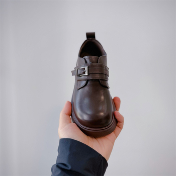 Pantofi pentru copii unisex din piele, închidere Velcro, suprafață din piele sintetică, talpă din cauciuc, profil redus