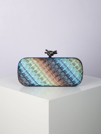 Geantă de seară din paie împletite pentru femei, formă orizontală pătrată, închidere cu lacăt, căptușeală poliester, primăvara 2025.