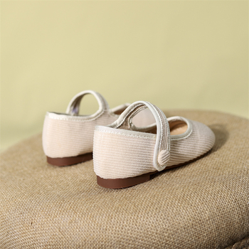 Pantofi fete cu Velcro, suprafața din material textil, branț din piele naturală, talpă din cauciuc, respirabili, impermeabili, antiderapante