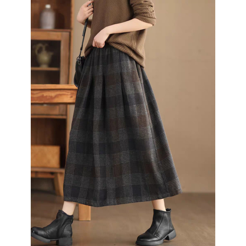 Sujin fustă lungă din lână, croială în A-line, toamna 2025, stil elegant pentru mers la serviciu