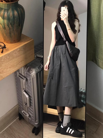 Fustă în linie A, lungime medie, talie înaltă, stil retro literar, țesătură Oxford, poliester 50-70%, micro-elastic