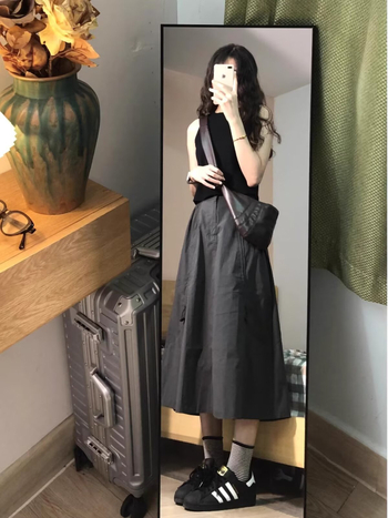 Fustă în linie A, lungime medie, talie înaltă, stil retro literar, țesătură Oxford, poliester 50-70%, micro-elastic