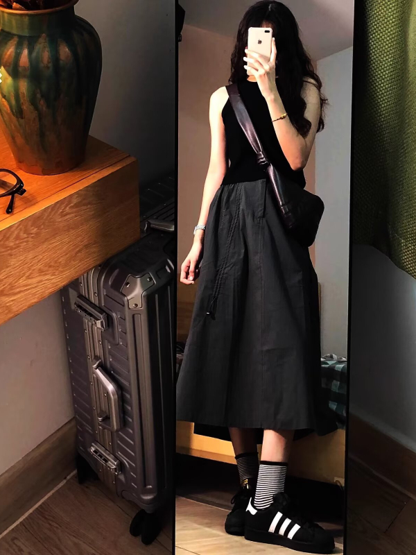 Fustă în linie A, lungime medie, talie înaltă, stil retro literar, țesătură Oxford, poliester 50-70%, micro-elastic