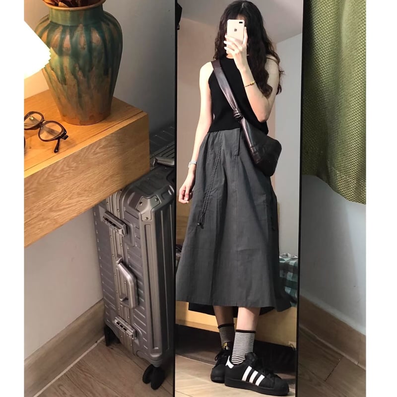 Fustă în linie A, lungime medie, talie înaltă, stil retro literar, țesătură Oxford, poliester 50-70%, micro-elastic