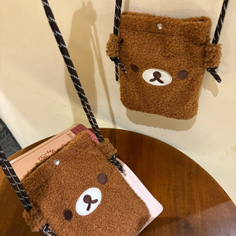 Korejskog stila crossbody torba s plišanim medvjedom i izšivanjem, materijal: pliš ovčji, magnetska kopča, džep za dokumente, jedna naramenica, model: torba za kameru, stil: svjež i sladak