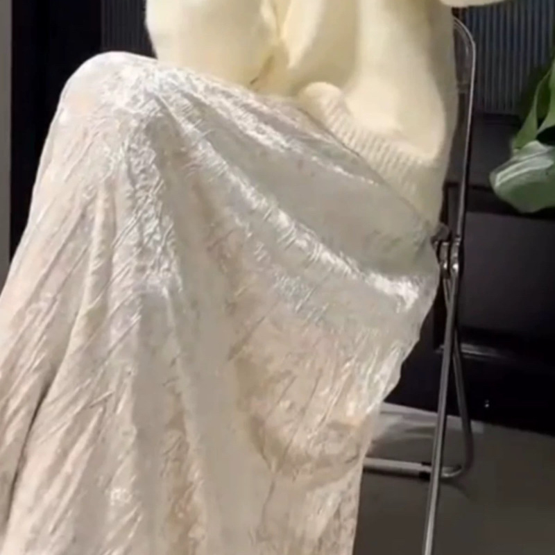 Fustă plisată în linie A, lungă, din poliester, conținut poliester 80-90%, Toamnă 2025.