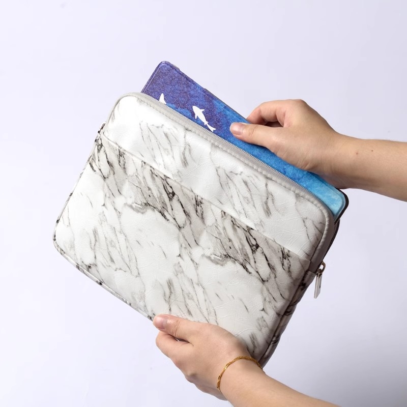 Kožna futrola za tablet s platnenim unutrašnjim dijelom, vodootporna i otporna na udarce, urbano minimalistički stil