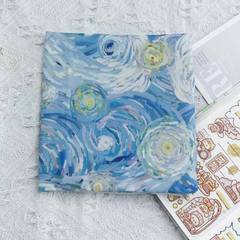 Kézzel készített vászon jegyzetfüzet-borító csipkés díszítéssel