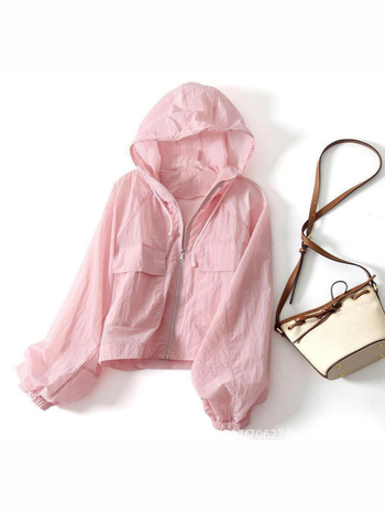 Слънцезащитно яке с качулка, 95% полиестер, UPF40+, цип отпред, дълги ръкави, тънко