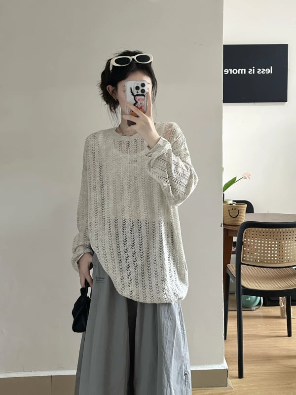 Пуловер с дълги ръкави от плетиво, тънък тюл върху топа, елегантен топ с буквена шарка