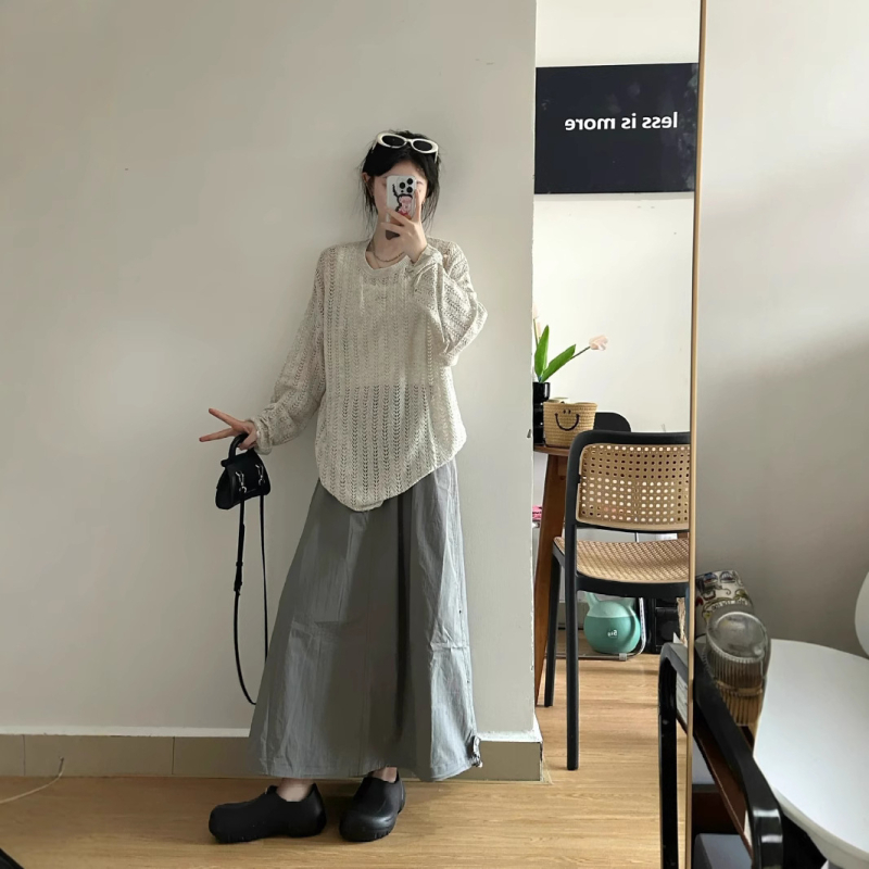 Пуловер с дълги ръкави от плетиво, тънък тюл върху топа, елегантен топ с буквена шарка