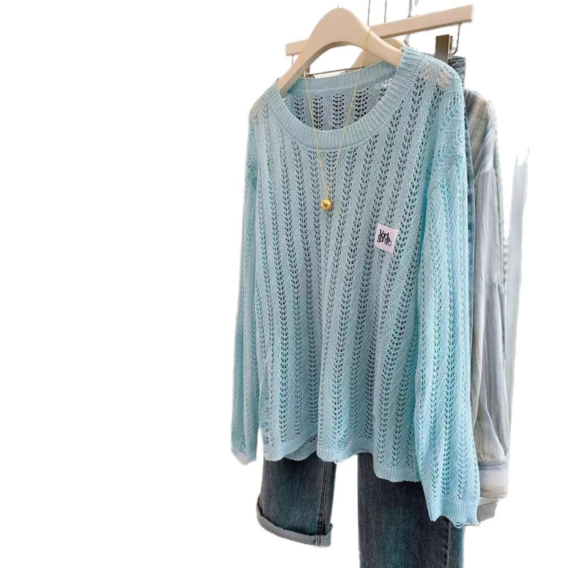 Пуловер с дълги ръкави от плетиво, тънък тюл върху топа, елегантен топ с буквена шарка