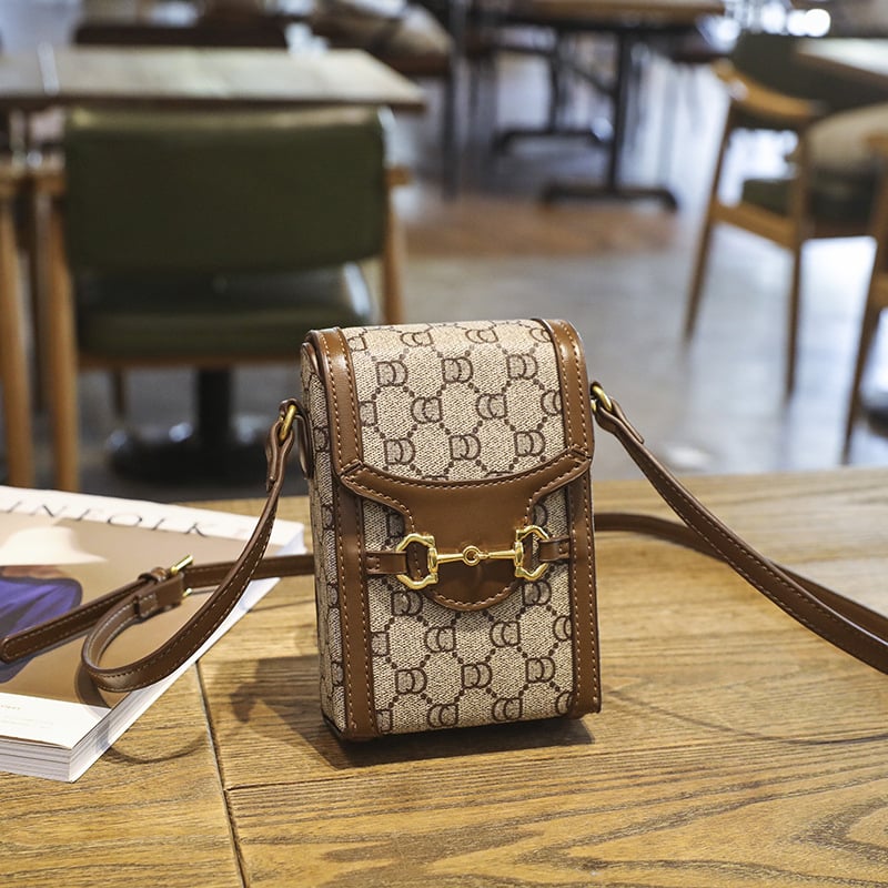 Crossbody Mini Tote s Horsebit hardverom | PVC | Gradski jednostavan stil | Zimska 2023 kolekcija | Za svakodnevnu upotrebu