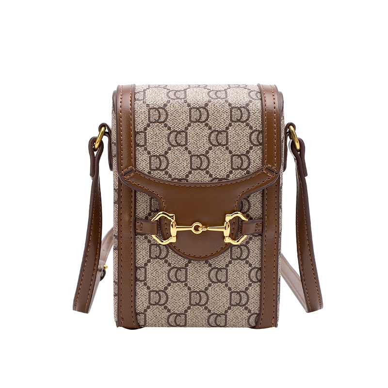 Crossbody Mini Tote s Horsebit hardverom | PVC | Gradski jednostavan stil | Zimska 2023 kolekcija | Za svakodnevnu upotrebu