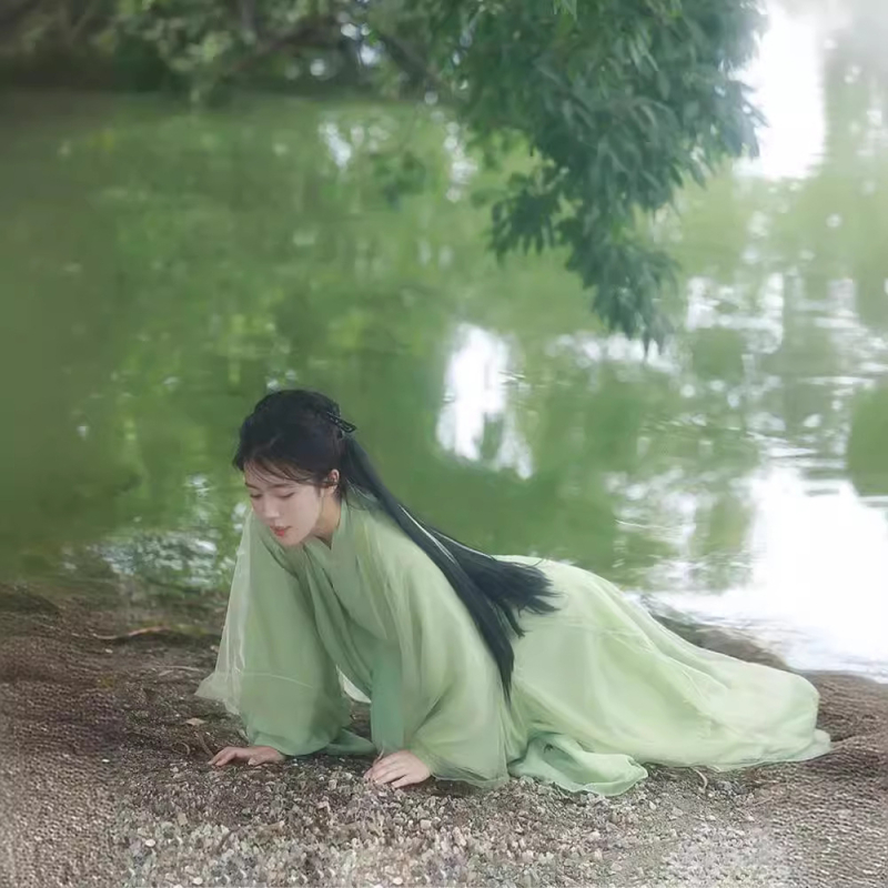 Ženski Hanfu komplet u Wei Jin stilu s preklopnim ovratnikom, mrežasti materijal, ljeto 2023 izdanje, za dobnu skupinu 25–29
