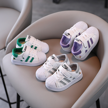 Gyerekeknek hálós felsőrészű mindennapi cipő Velcro-záródással, műanyag talppal, lélegző, 1–3 és 4–6 éveseknek (felsőrész hálós; talp műanyag; Velcro-zár; légáteresztő; kor 1–3 és 4–6 év)