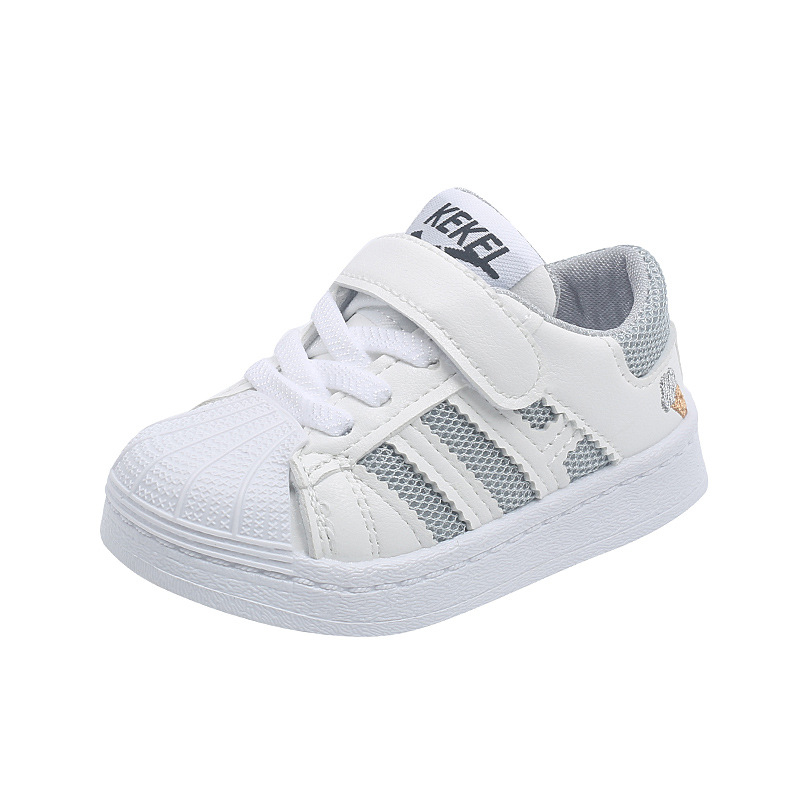 Gyerekeknek hálós felsőrészű mindennapi cipő Velcro-záródással, műanyag talppal, lélegző, 1–3 és 4–6 éveseknek (felsőrész hálós; talp műanyag; Velcro-zár; légáteresztő; kor 1–3 és 4–6 év)