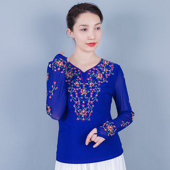 Top od mliječne svile za žene, folklorni ples, proljeće 2026