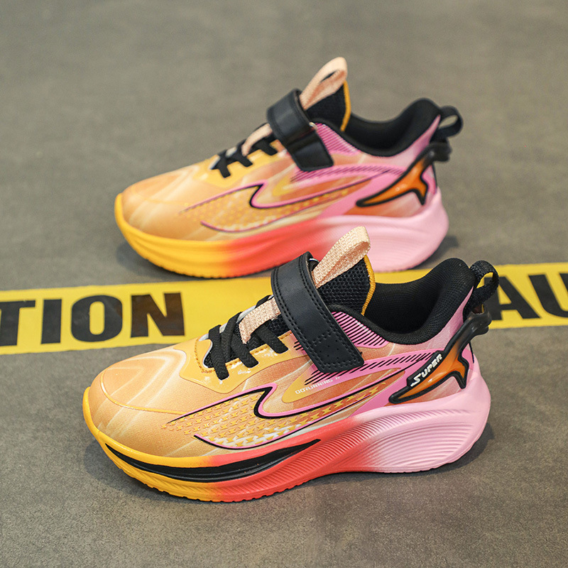 Gyerekeknek való futócipő Velcro záródással, mikroszálas felsőrész, ütéscsillapítás, csúszásmentes talp, EVA talp