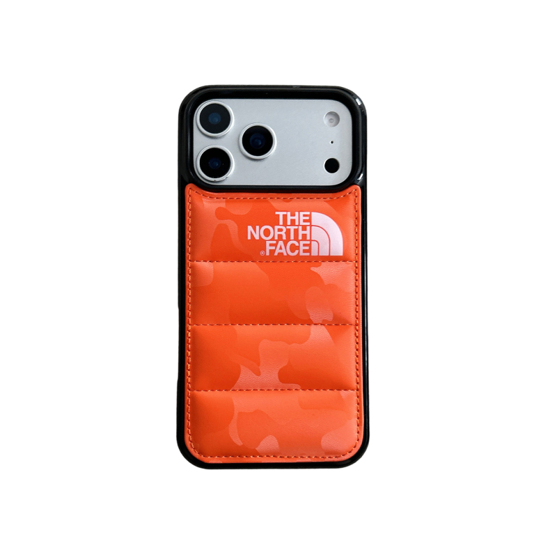 Carcasă pentru telefon cu 3D camuflaj și înveliș din piele umplut cu bumbac, în stil geacă de iarnă; Piele naturală, protecție la șocuri, rezistență la uzură, personalizabilă; compatibilă cu iPhone 15 Pro Max și iPhone 17 Pro Max