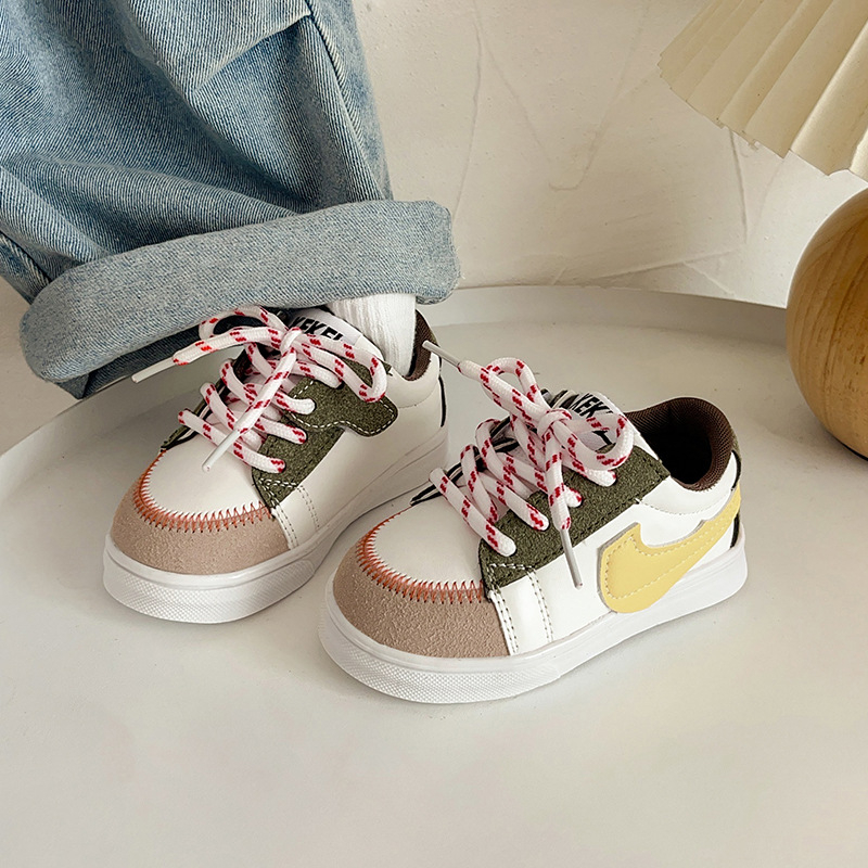 Pantofi sport pentru copii, unisex, partea superioară din piele microfibră, închidere Velcro, model camuflaj, talpă antiderapantă