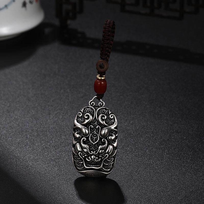 Pixiu autókulcstartó medál, antik felület, konstelláció minta, Huayule márka, 2023 tavasz