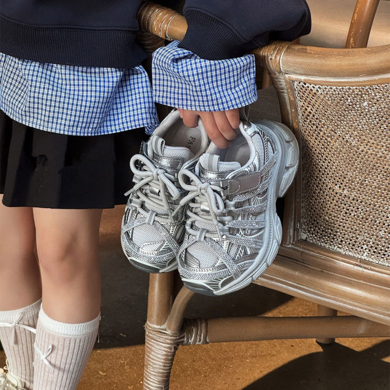 Dječje tenisice Dad Shoes sa Velcro zatvaranjem, gornji dio od mikrovlakana, gumeni potplat, protuklizne