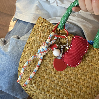 Ключодържател: метал, карикатурен стил