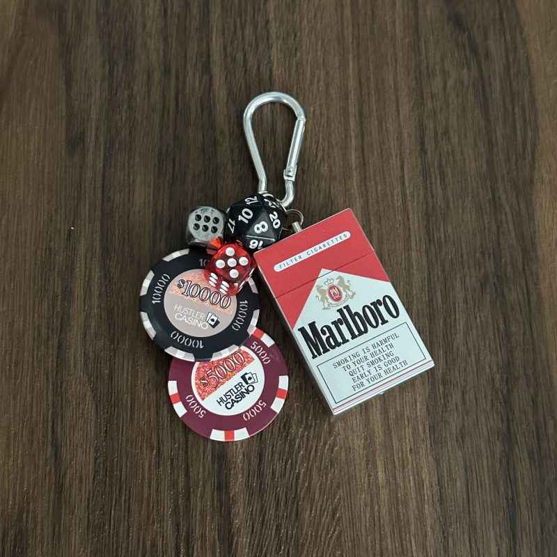 Prijenosivi metalni mini kvadratni pepelnik – privjesak za ključeve, originalni dizajn