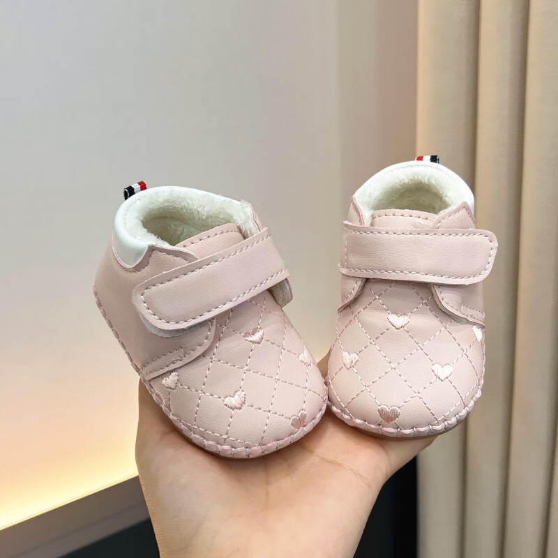Cipele za bebe – stil princeze; gornji dio umjetna koža; potplat guma; zatvarač na Velcro; protuklizne
