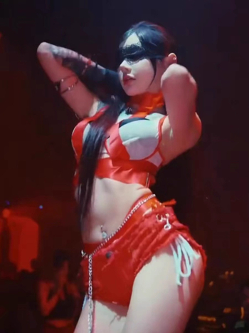 Női színpadi jelmez bár- és éjszakai klubhoz — szexi street-hipster stílus, 95% pamut, Nyár 2025