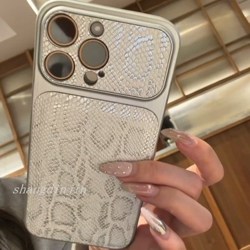Kryt s uzorkom zmijske kože za iPhone 17 Pro Max i iPhone 16 Pro – akril zaštitni kućište, otpornost na padove, anti otisci prstiju, odvod topline
