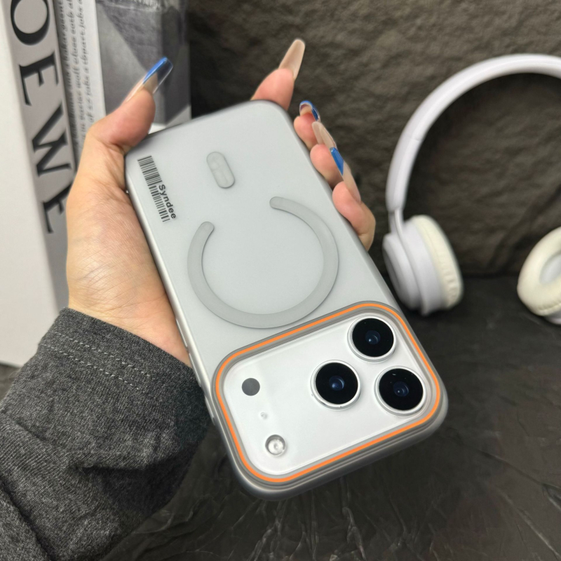 Čvrsto kućište s mat završnom površinom i magnetskim pričvršćivanjem za iPhone 17 Pro i 16 Pro, PC-15 zaštitno kućište