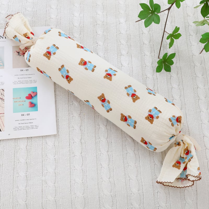 Βρεφικό μαξιλάρι σε σχήμα καραμέλας, μαλακό, με γέμισμα από μαργαριτωμένο βαμβάκι και πυρήνα από πολυεστερικές ίνες