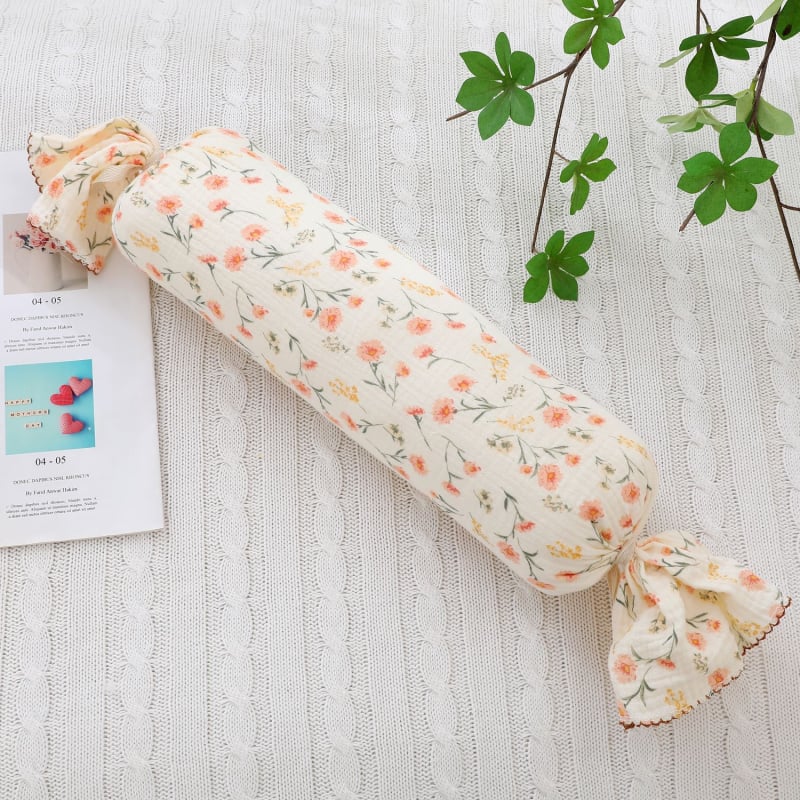 Βρεφικό μαξιλάρι σε σχήμα καραμέλας, μαλακό, με γέμισμα από μαργαριτωμένο βαμβάκι και πυρήνα από πολυεστερικές ίνες