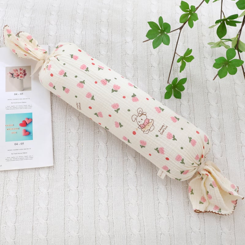 Βρεφικό μαξιλάρι σε σχήμα καραμέλας, μαλακό, με γέμισμα από μαργαριτωμένο βαμβάκι και πυρήνα από πολυεστερικές ίνες