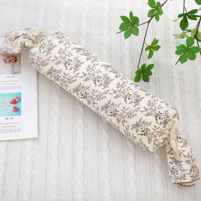 Βρεφικό μαξιλάρι σε σχήμα καραμέλας, μαλακό, με γέμισμα από μαργαριτωμένο βαμβάκι και πυρήνα από πολυεστερικές ίνες