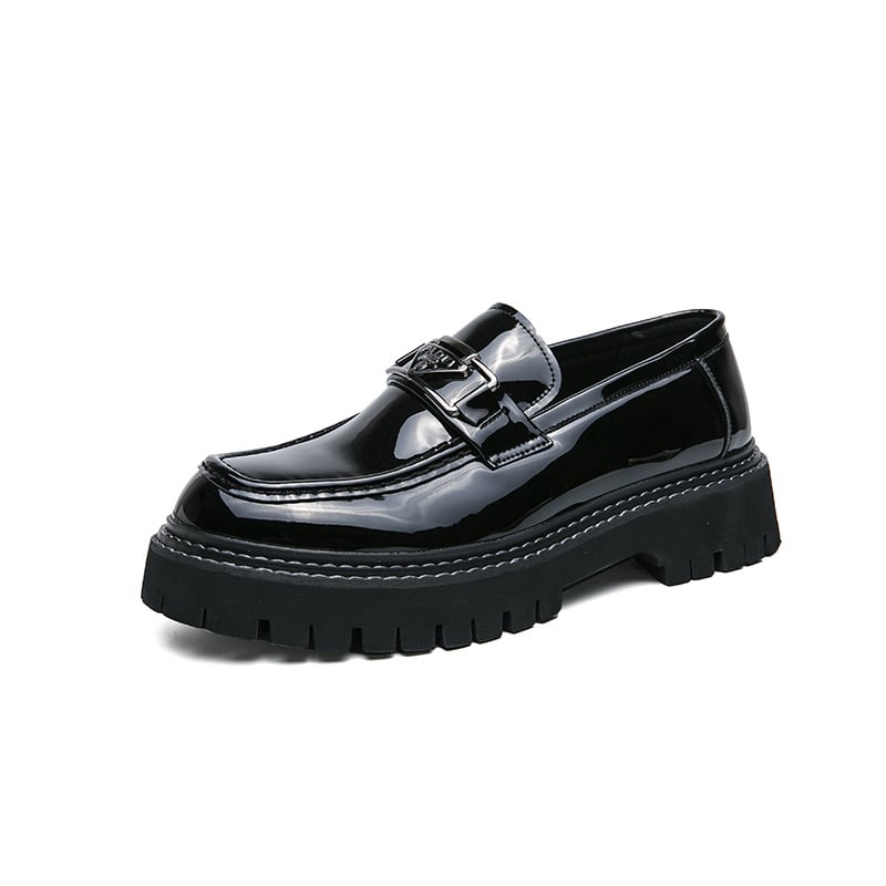 Férfi bőrcipő PU felsőrésszel, gumírozott talppal, bőr orrpikkel, alacsony felső résszel, magasság növelő, modell 8197